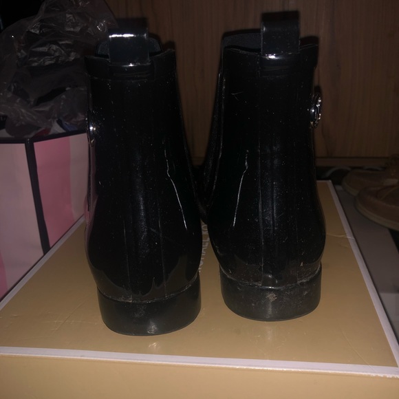 - MK Rain boots - Picture 4 of 6